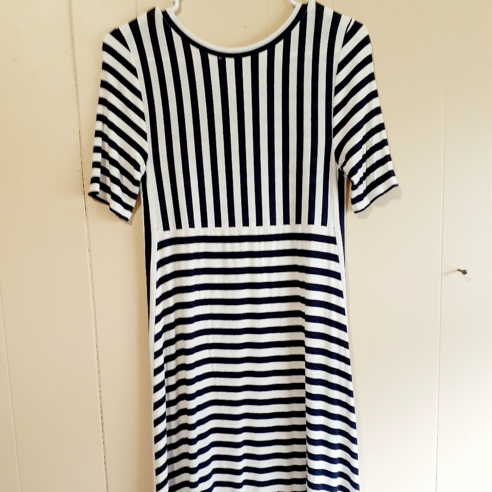 Ann Taylor Loft xtra small dress striped black - Picture 4 of 5